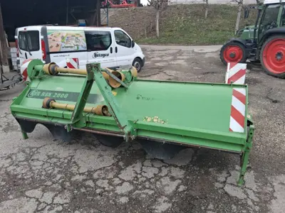 AVR Krautschlegler/ Broyeur à rafale Netagco - 254