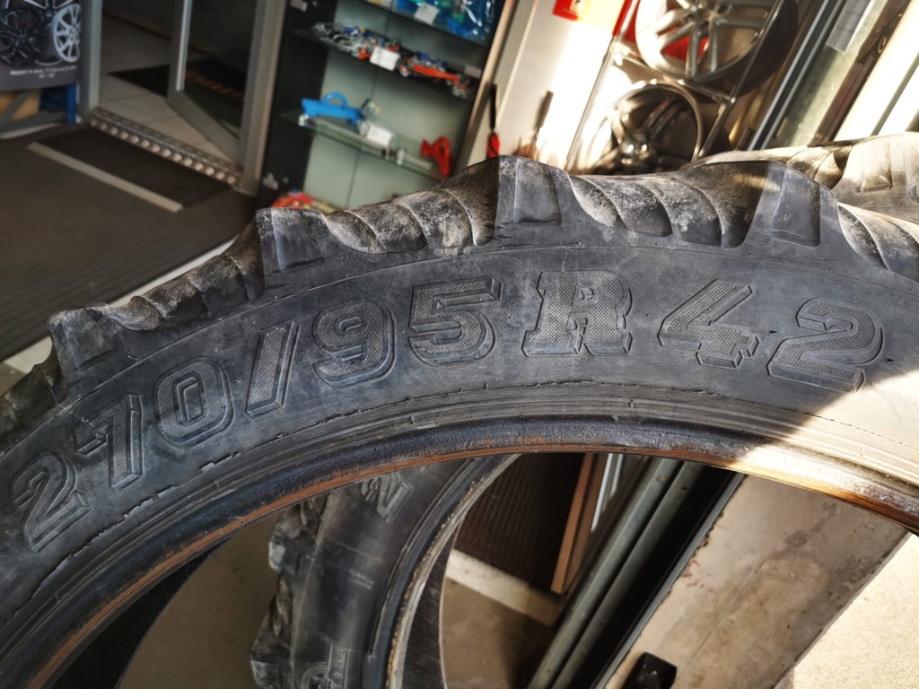 04aa42ca-ab6a-453f-9f65-a3dc72f7d271-WhatsApp Image 2025-03-10 at 16.45.13 (5).png