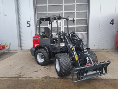 Hoflader Pitbull Compact X27-26V Occasion