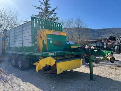 Autochargeuse/faucheuse RIBERI