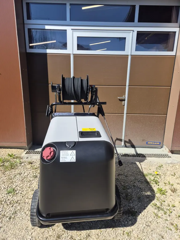 5e53e872-ab73-4ca9-8c03-ee881620e844-Kränzle Therm 1017  (9).jpg