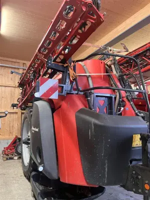 Kverneland Anhängerspritze iXtrac T3 27m Bj. 2023