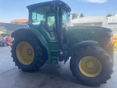 John Deere 6125R